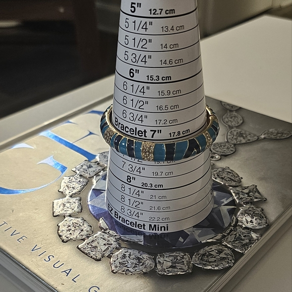 Vintage Gold Tone Sequin Enamel & Rhinestone Cuff Clamper Bracelet. - Picture 11 of 14